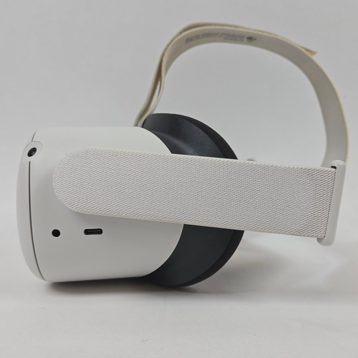 Oculus Quest 2 64GB Standalone All-in-One VR Headset KW49CM