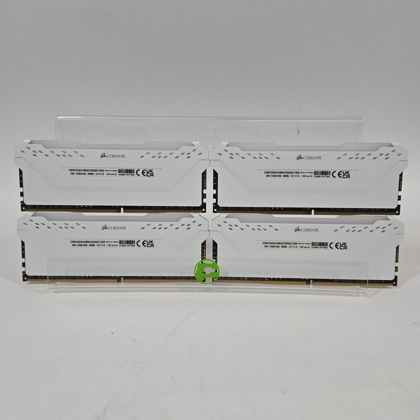 Corsair Vengeance RGB Pro 32GB (4x8GB) RAM DDR4 3000MHz CMW32GX4M4C3000C15W