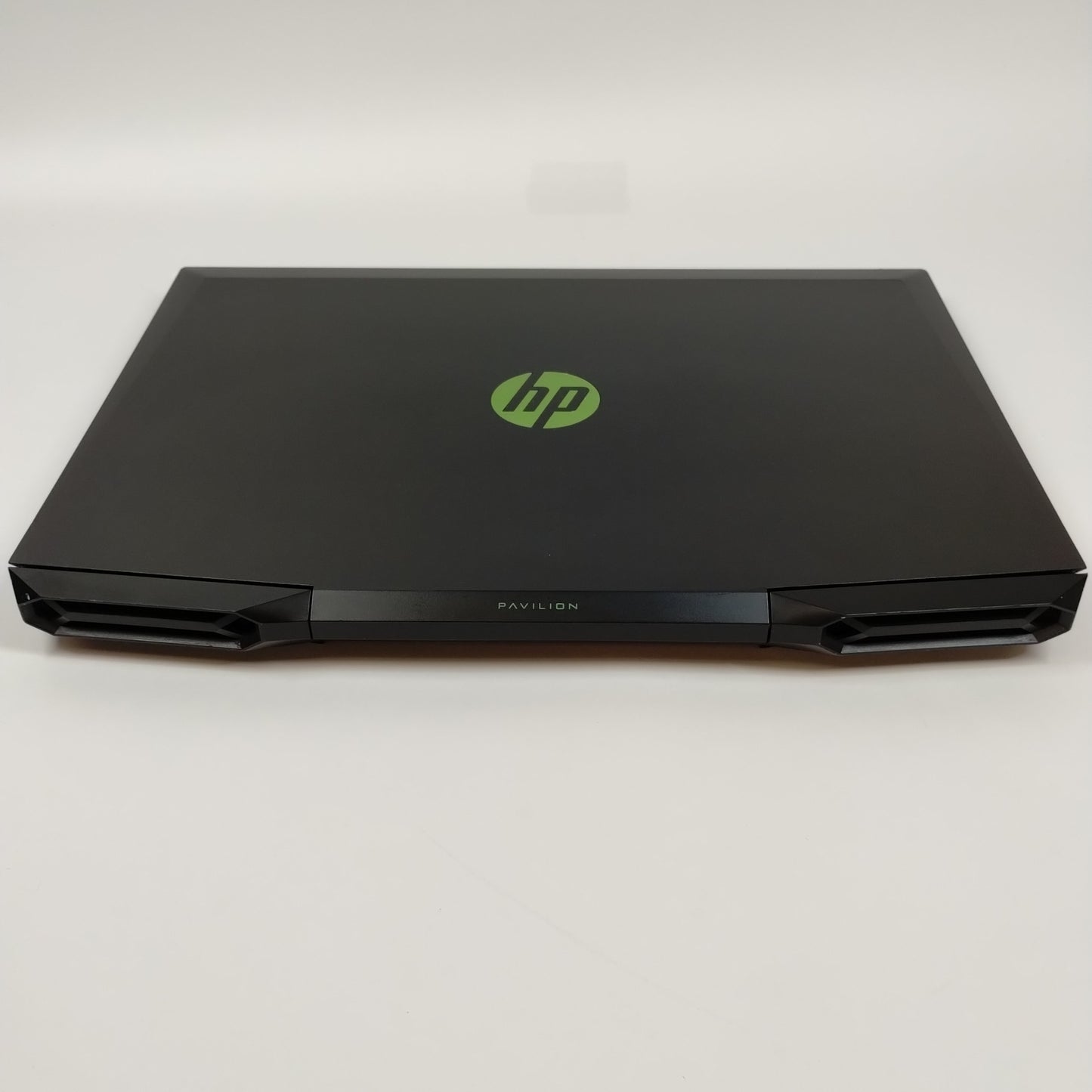 HP Pavilion 15-dk0096wm 16" i5-9300H 2.4GHz 8GB RAM 256GB HDD Intel UHD Graphics 630