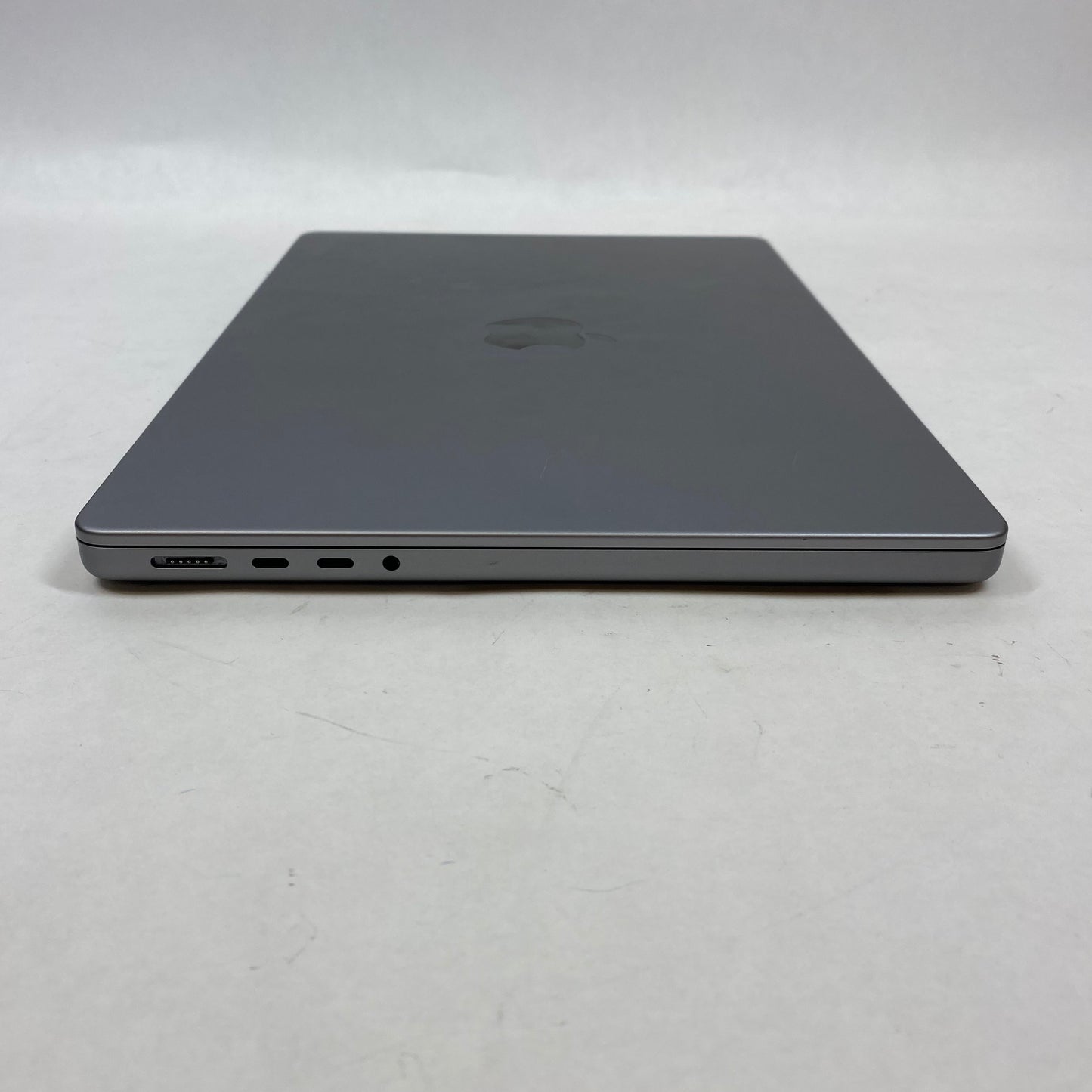 2021 Apple MacBook Pro 14" M1 Pro 3.2GHz 16GB RAM 512GB SSD Space Gray A2442