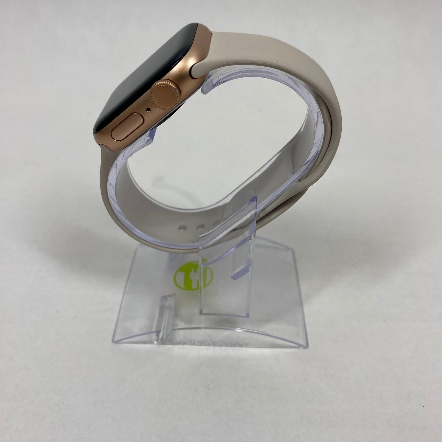 GPS Only Apple Watch SE 1st Gen 40MM Aluminum A2351