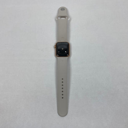 GPS Only Apple Watch SE 1st Gen 40MM Aluminum A2351