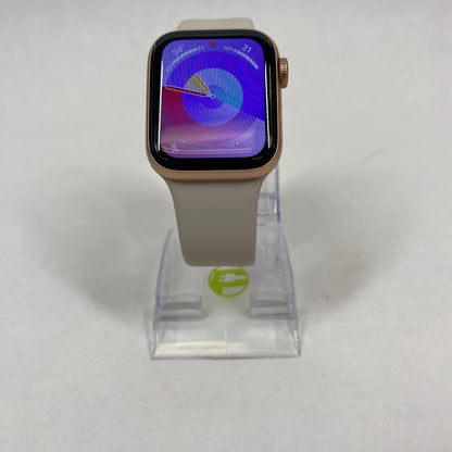 GPS Only Apple Watch SE 1st Gen 40MM Aluminum A2351