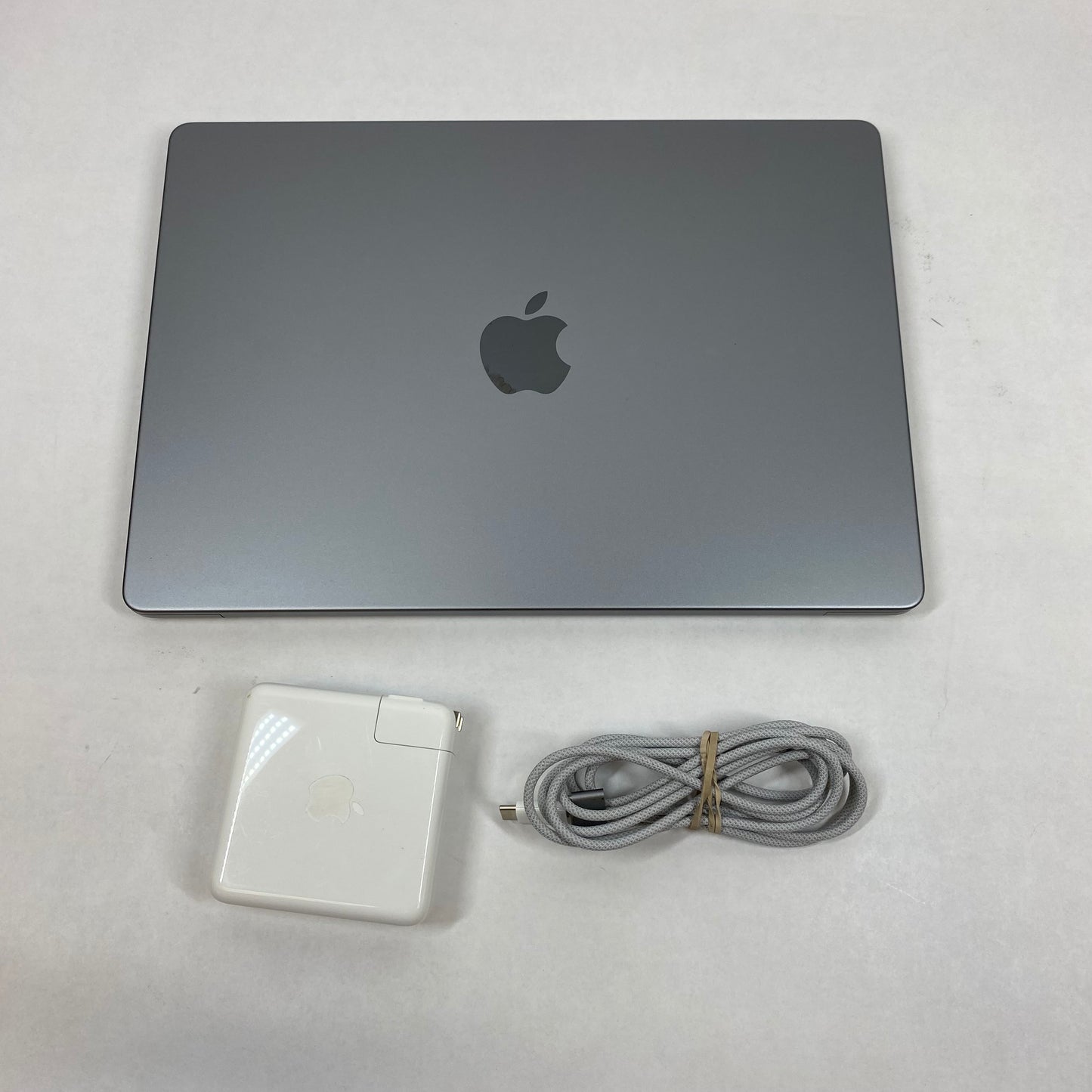 2023 Apple MacBook Pro 14" M2 Max 30C GPU 3.5GHz 32GB RAM 1TB SSD MPHG3LL/A