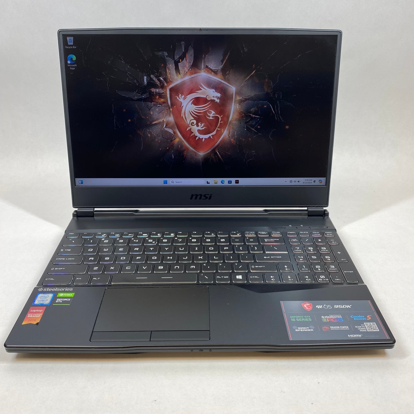 MSI GL65 9SDK MS-16US 15.6" Core i7-9750H 2.6GHz 16GB RAM 500GB SSD