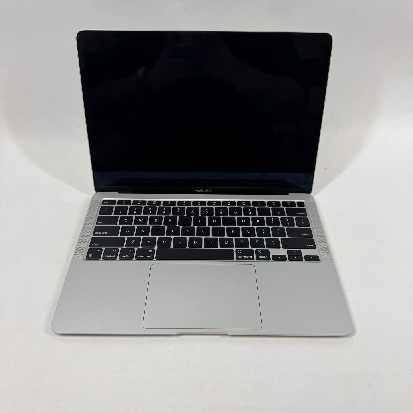 2020 Apple MacBook Air 13.3" M1 M1 7 Core 3.2GHz 8GB RAM 256GB SSD A2337