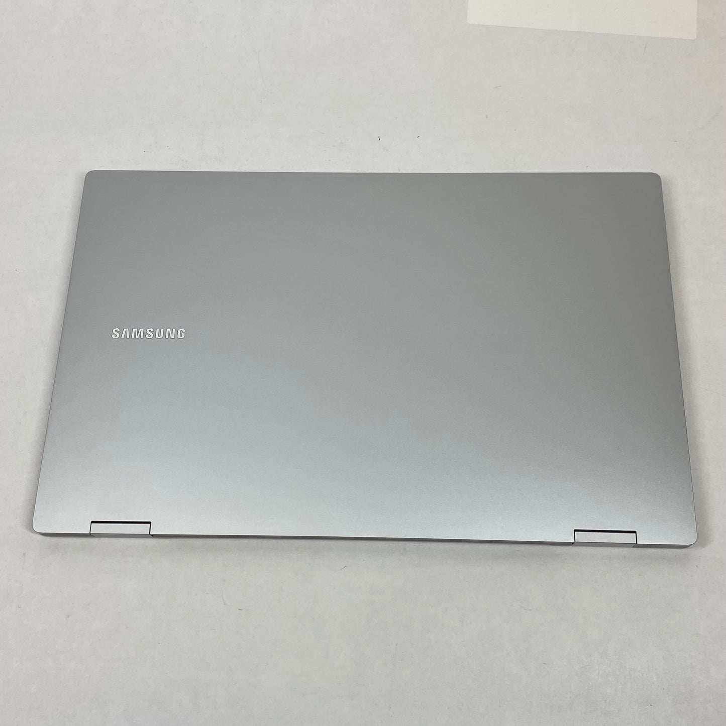 Samsung Galaxy Book2 Pro 360 13.3" Core i7-1260P 2.10GHz 16GB RAM 1TB SSD