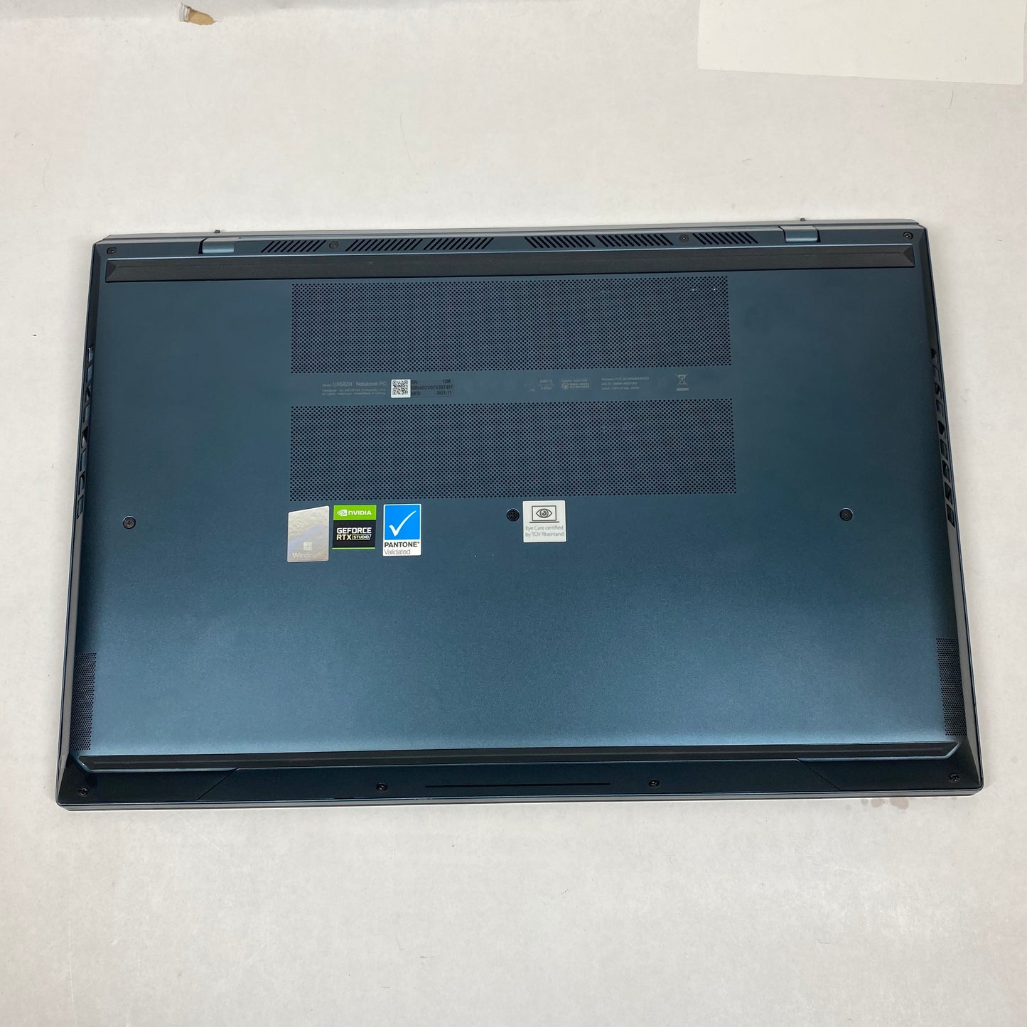 ASUS ZenBook Pro Duo UX582HS 15.6" I9-11900H 2.5GHz 32GB RAM 1TB SSD