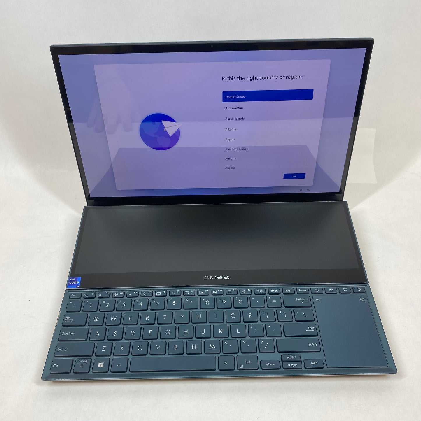 ASUS ZenBook Pro Duo UX582HS 15.6" I9-11900H 2.5GHz 32GB RAM 1TB SSD