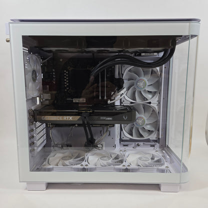 Skytech King 95 Ryzen 7 9700X 3.80GHz 32GB RAM 2TB SSD ZOTAC GeForce RTX 5070 PC