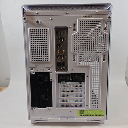 Skytech King 95 Ryzen 7 9700X 3.80GHz 32GB RAM 2TB SSD ZOTAC GeForce RTX 5070 PC