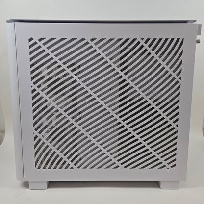 Skytech King 95 Ryzen 7 9700X 3.80GHz 32GB RAM 2TB SSD ZOTAC GeForce RTX 5070 PC