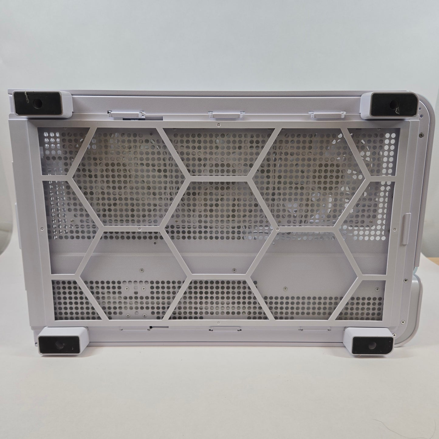 Skytech King 95 Ryzen 7 9700X 3.80GHz 32GB RAM 2TB SSD ZOTAC GeForce RTX 5070 PC